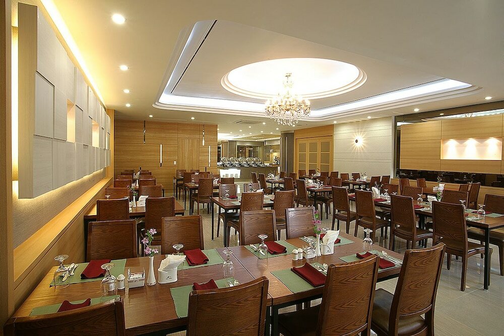 Фото Hotel Paragon