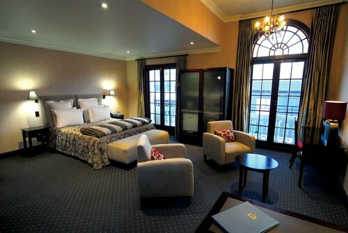 Гостиница The Crown Hotel Napier в Нейпире