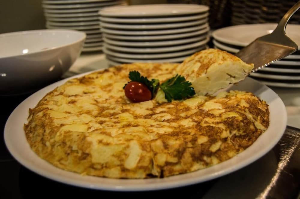 Фото Hotel Madanis Liceo