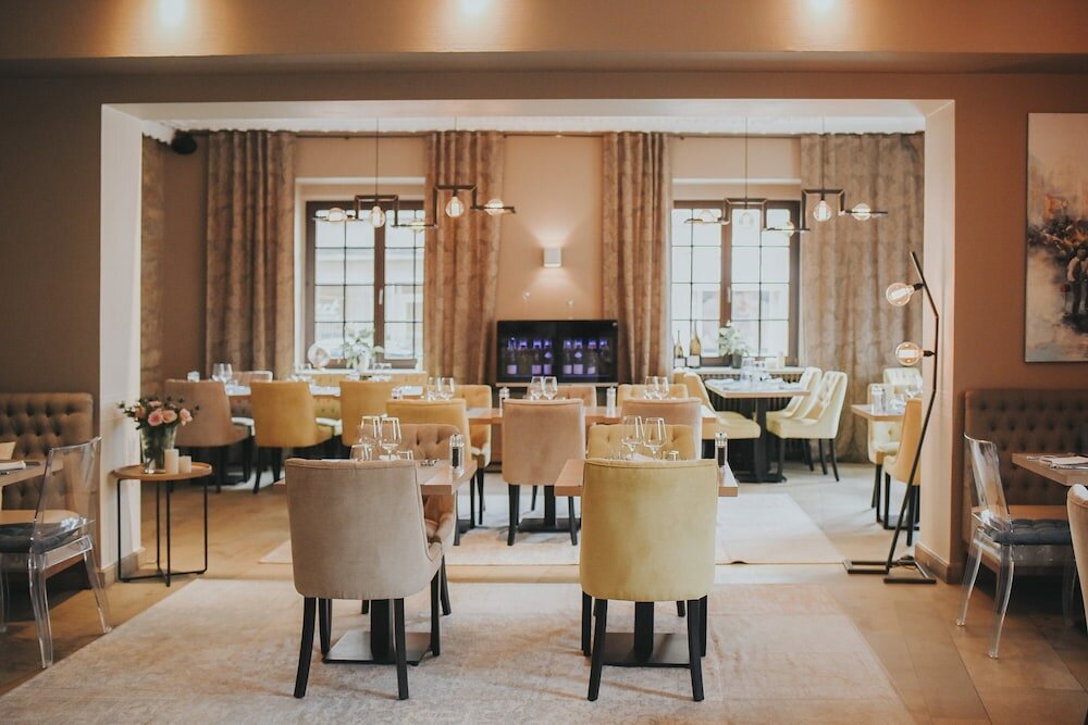 Фото Hôtel Le Châtelet