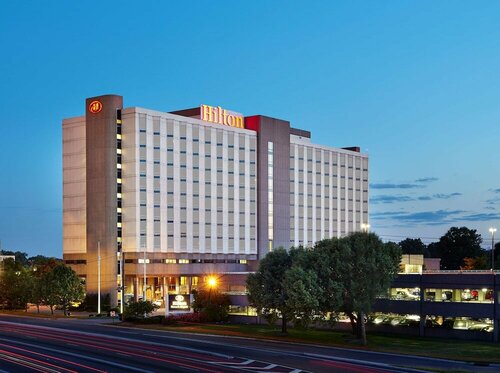 Гостиница Hilton Newark Airport в Элизабет