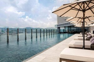Гостиница Hyatt Centric Victoria Harbour