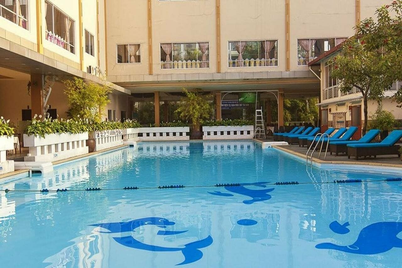 Фото First Hotel