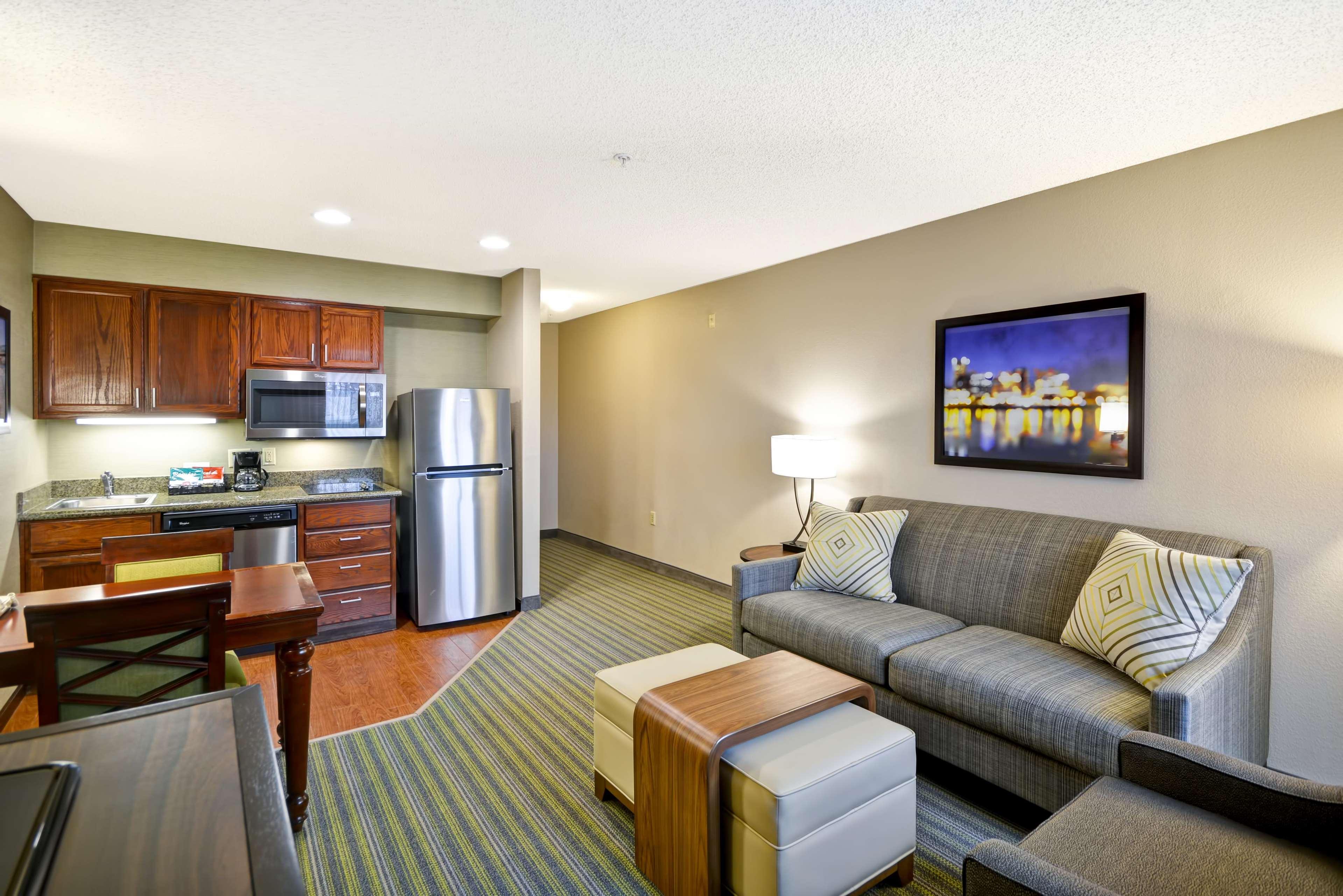 Фото Homewood Suites by Hilton Hillsboro/Beaverton