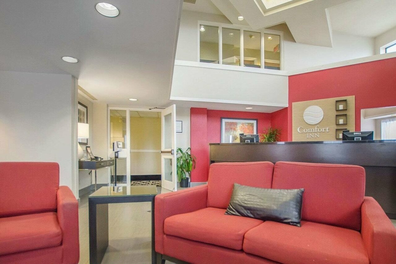 Фото Comfort Inn Amherst