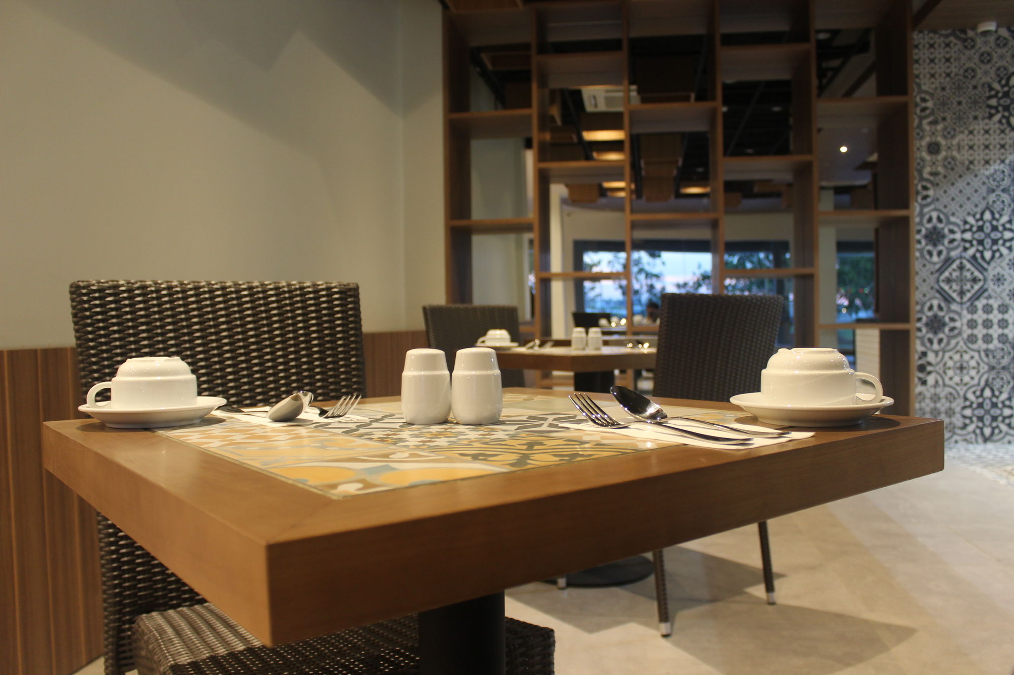 Фото Opi Indah Hotel