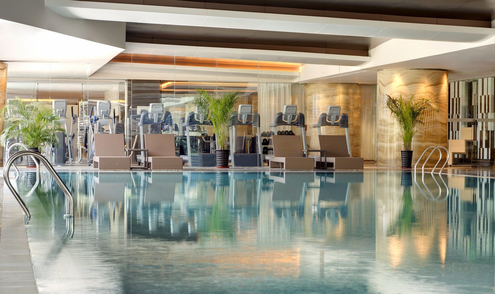 Фото Sheraton Changchun Jingyuetan Hotel