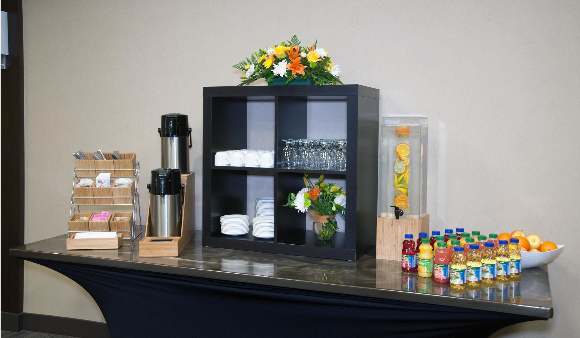 Фото Best Western Plus Edmonton Airport Hotel