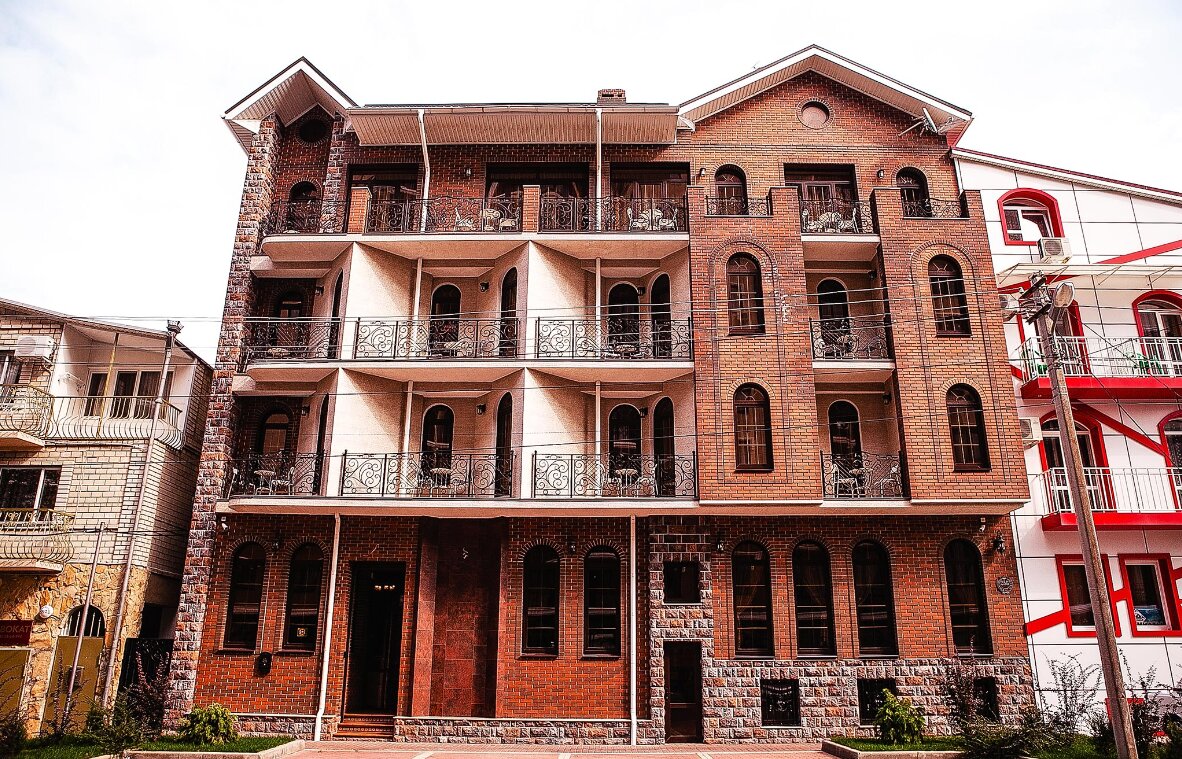 Фото БоНаМи