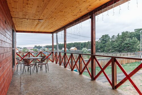 Дом отдыха Семейный в Горячинске