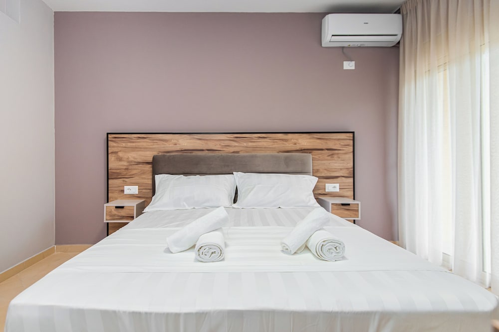 Фото ApartHotel Eda