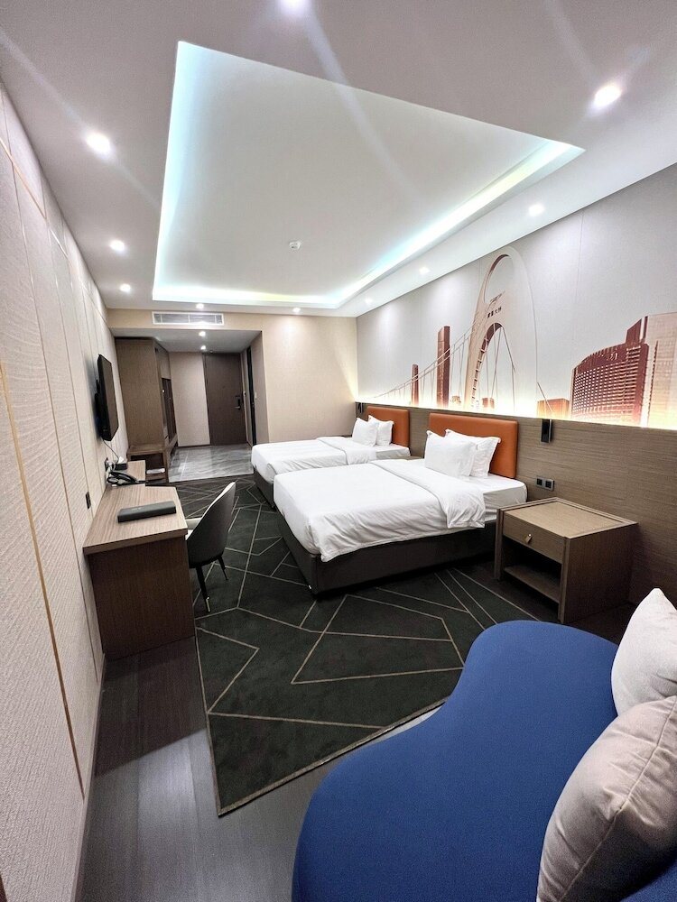 Фото Wah Fu Hotel