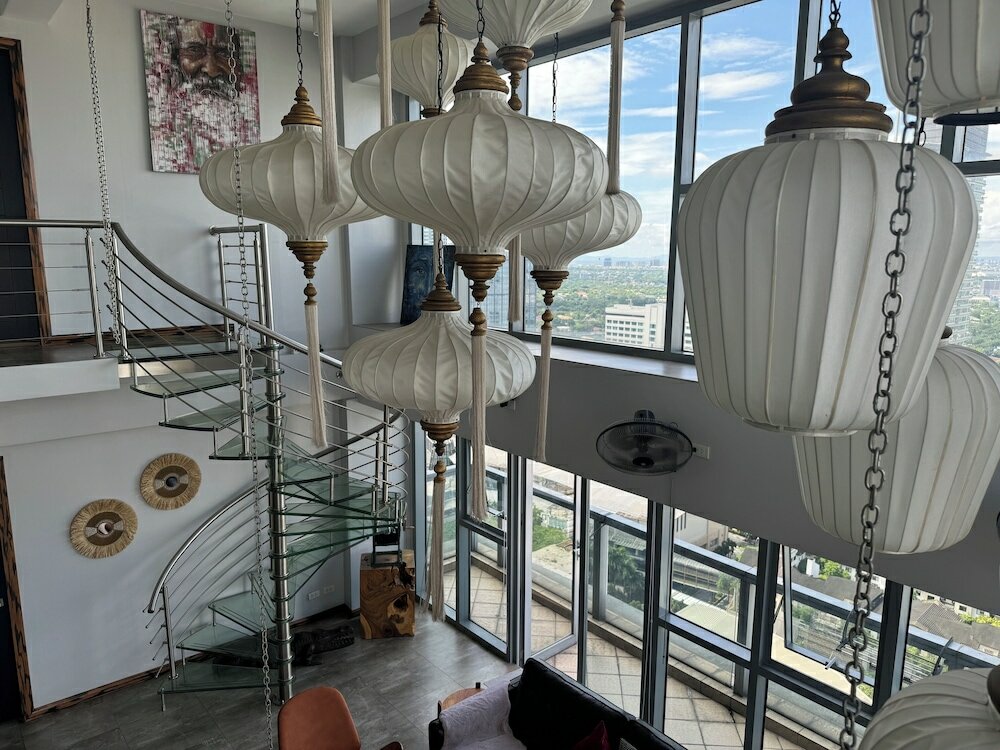 Фото Three bedroom with Balcony in Makati