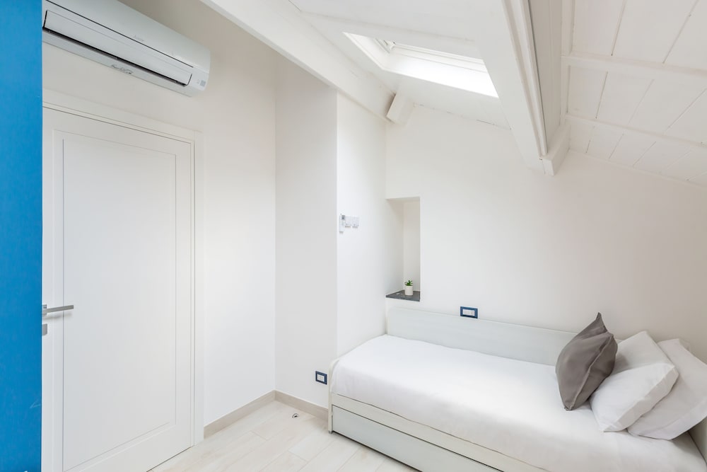 Фото Colonna Apartments by Wonderful Italy