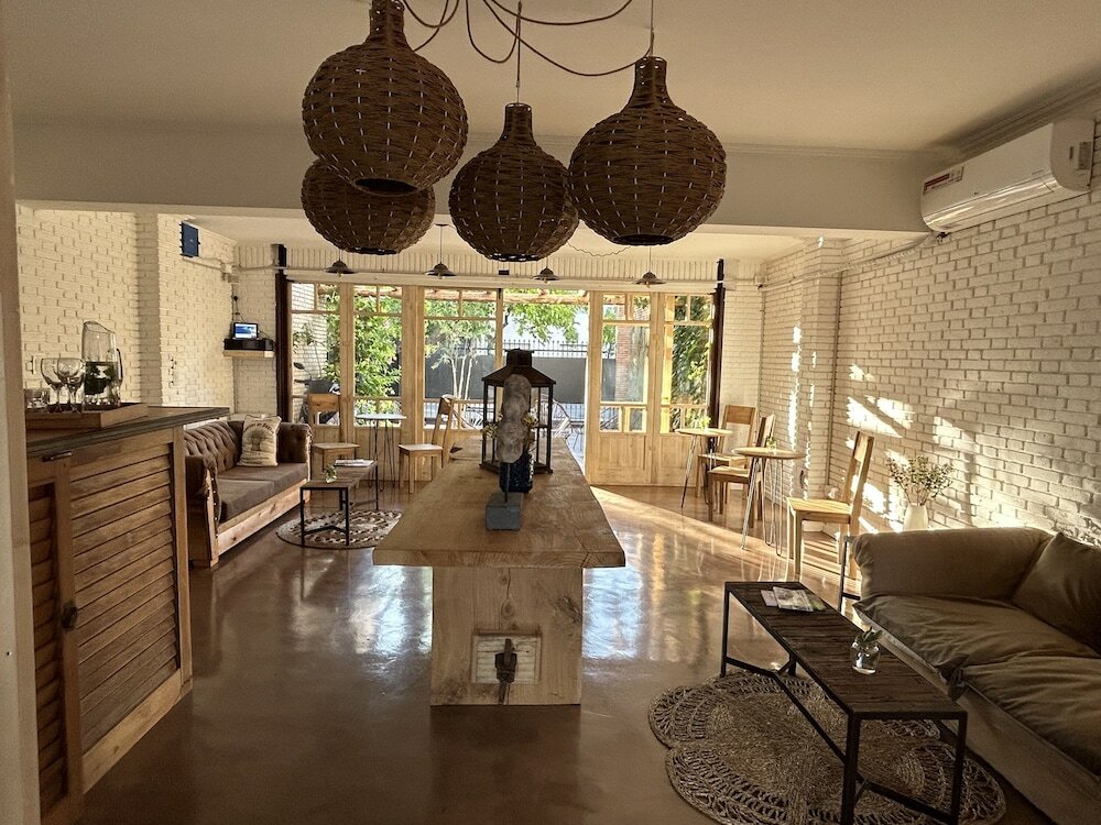 Фото Oeste Suites