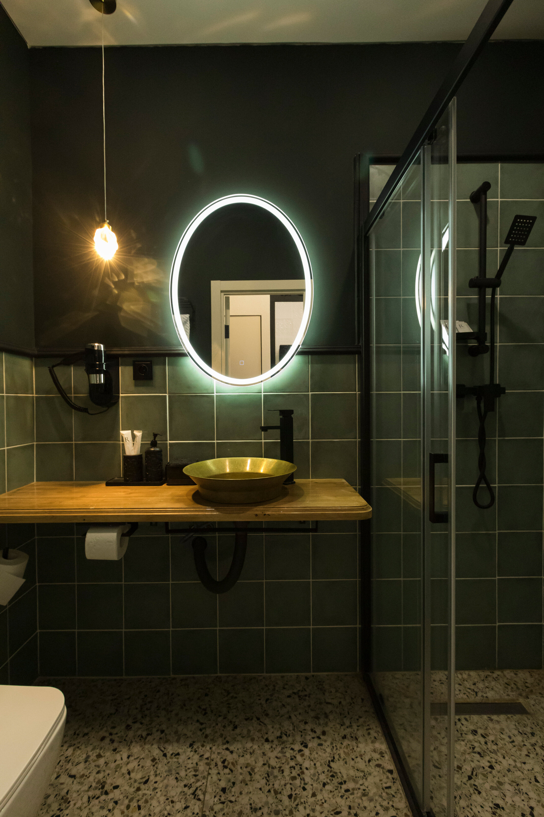 Фото Перрон