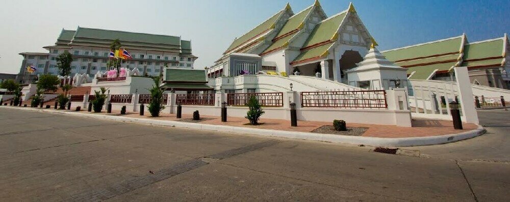 Фото Wangchan Riverview Hotel