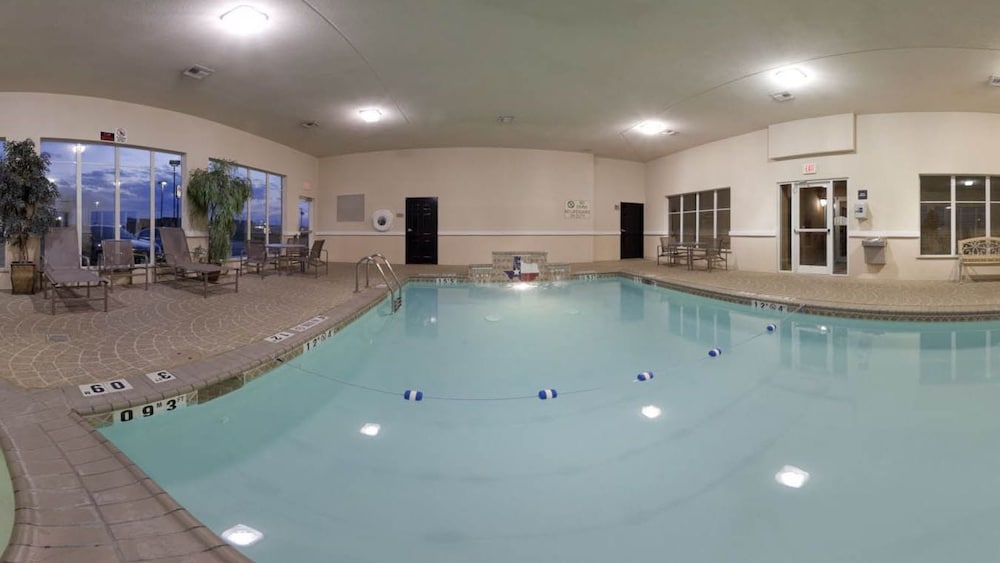 Фото Holiday Inn Express Hotel & Suites Corsicana, an Ihg Hotel