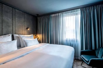 Фото The Highlander