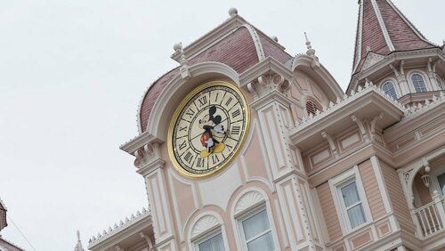 Гостиница Disneyland Hotel в Мо