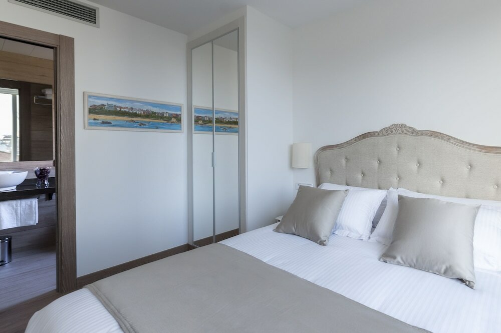 Фото Suite Home Sardinero