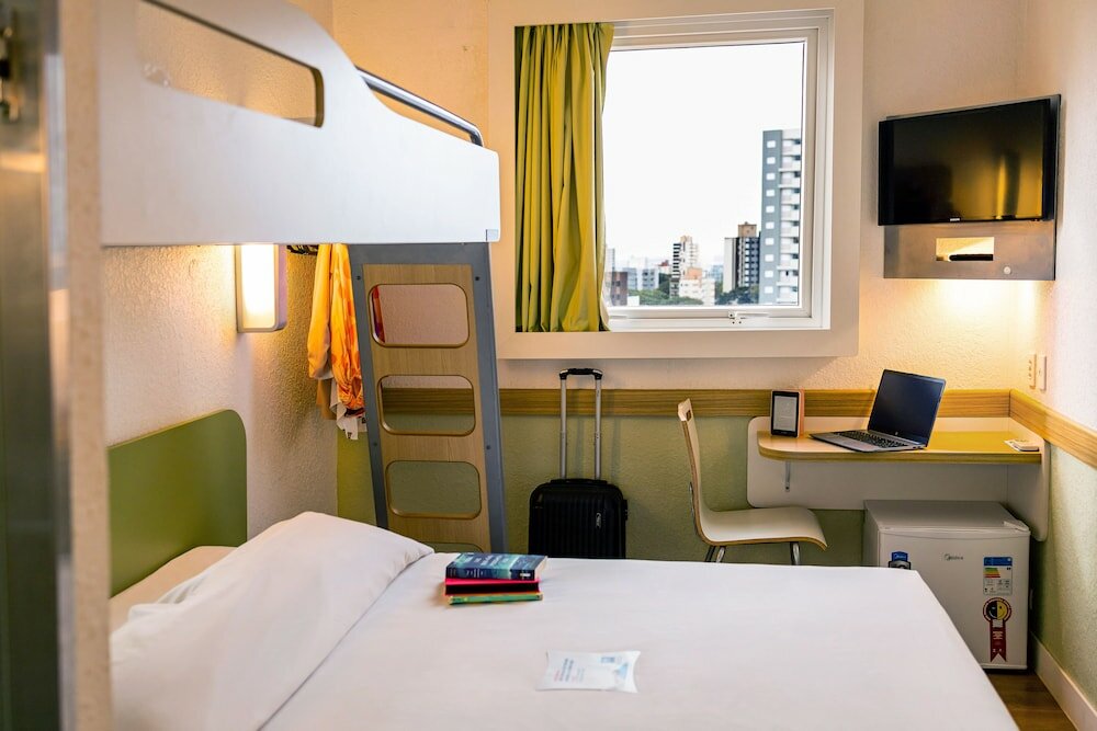 Фото Ibis Budget Maringa