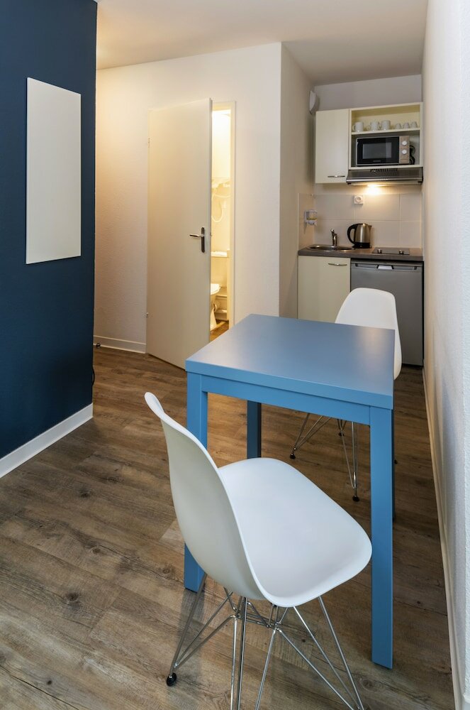 Фото Ténéo Apparthotel Bordeaux - Gare Saint Jean	