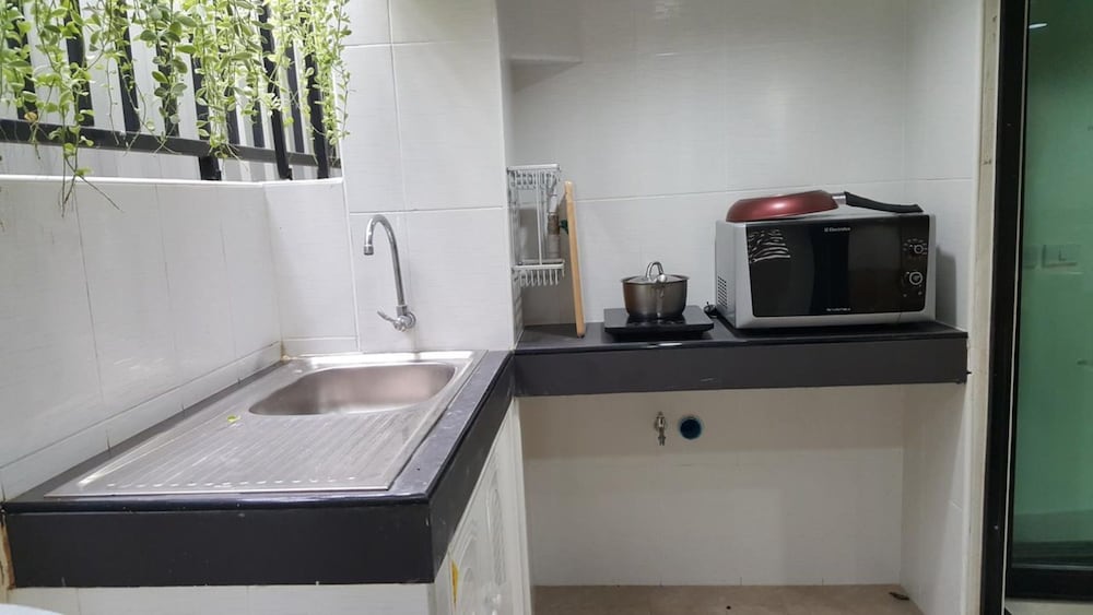 Фото Double D Rooms & Cafe