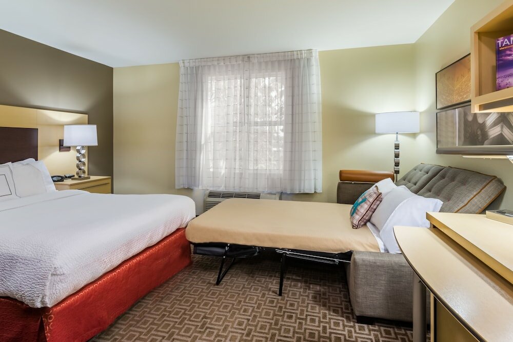 Фото TownePlace Suites by Marriott Tampa Westshore/Airport