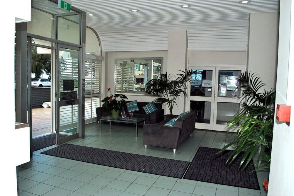 Фото The Shore Apartments