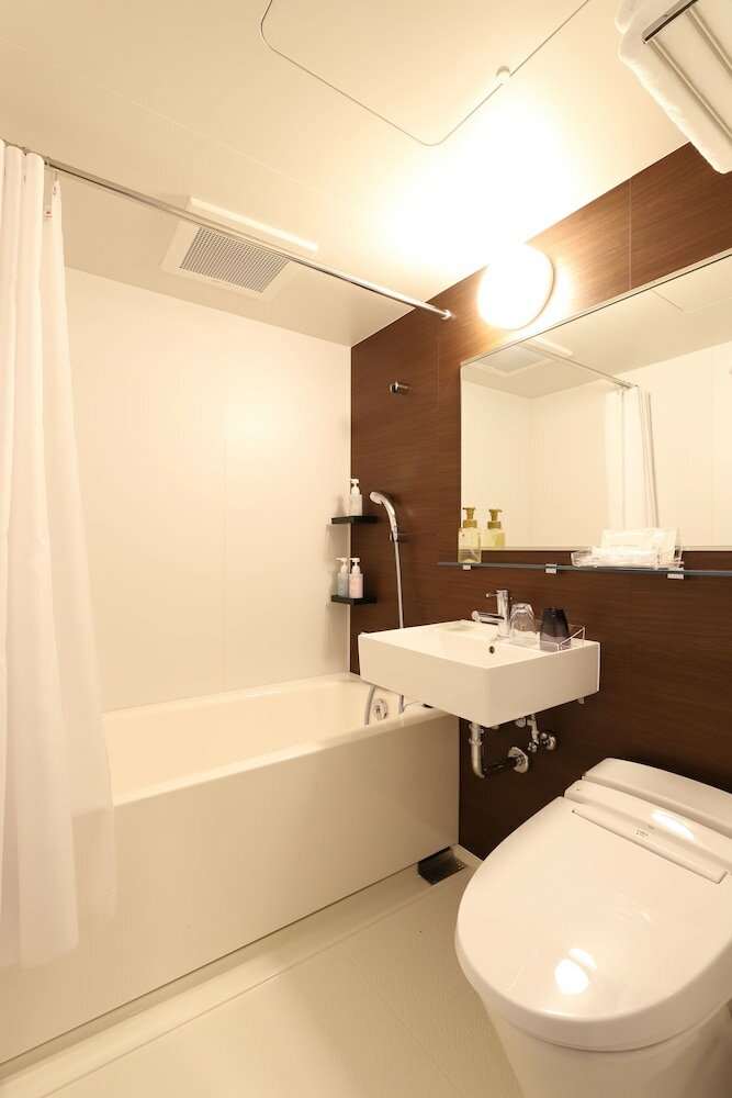 Фото Smile Hotel Premium Osaka Higashi Shinsaibashi