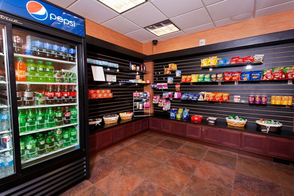 Фото Holiday Inn Express & Suites Sacramento Ne Cal Expo