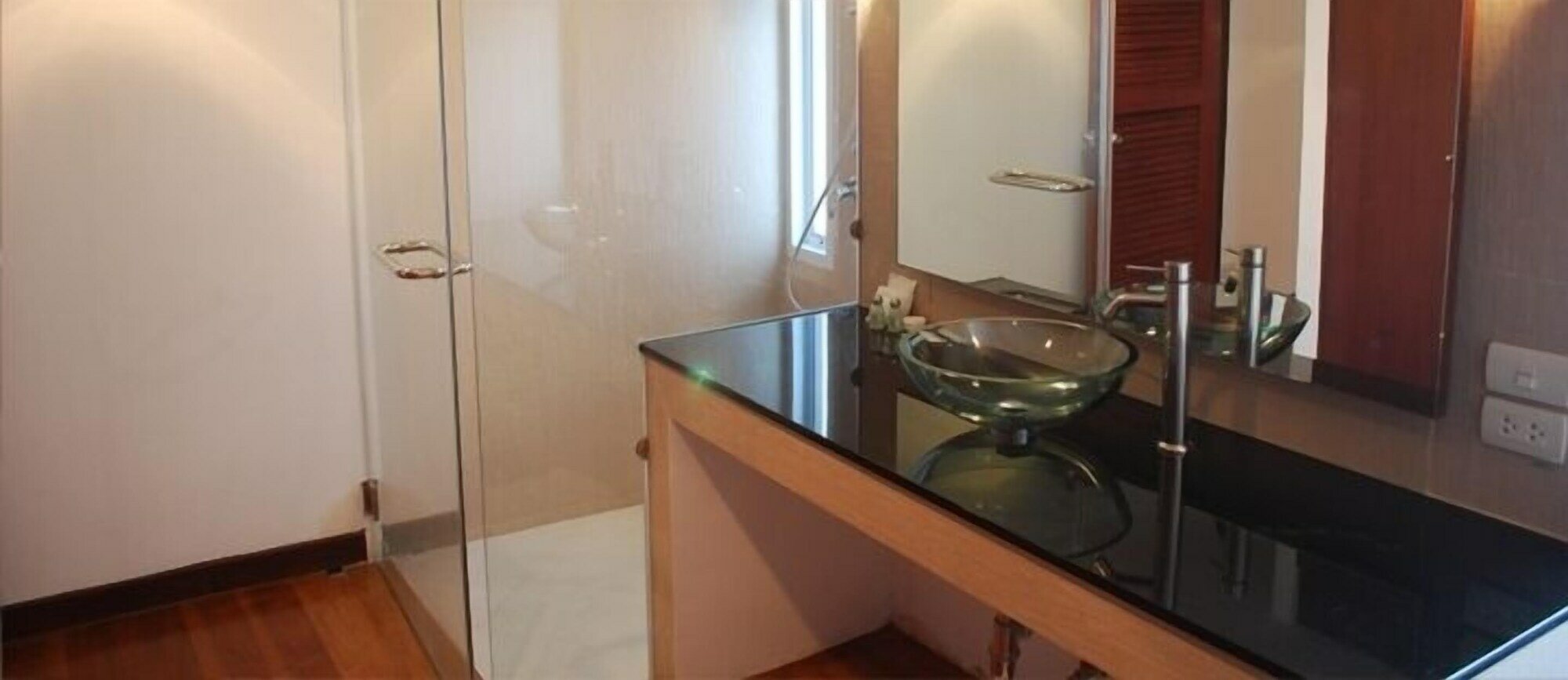 Фото Chateau Dale Boutique Residence