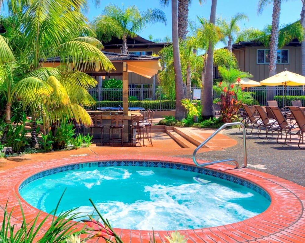 Фото Humphreys Half Moon Inn