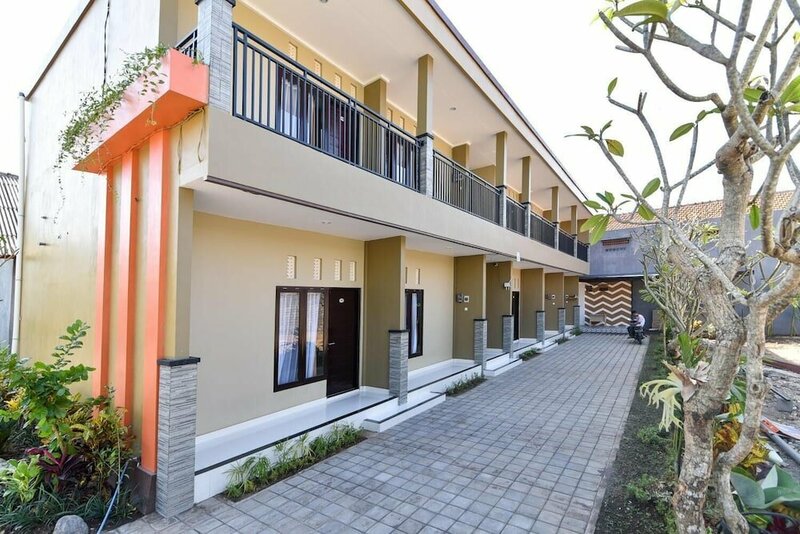 Гостиница RedDoorz Plus near Jalan Imam Bonjol Denpasar