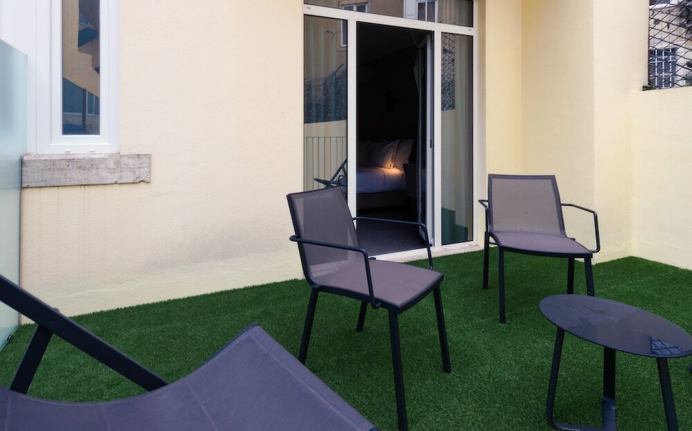 Фото The Leaf Boutique Hotel