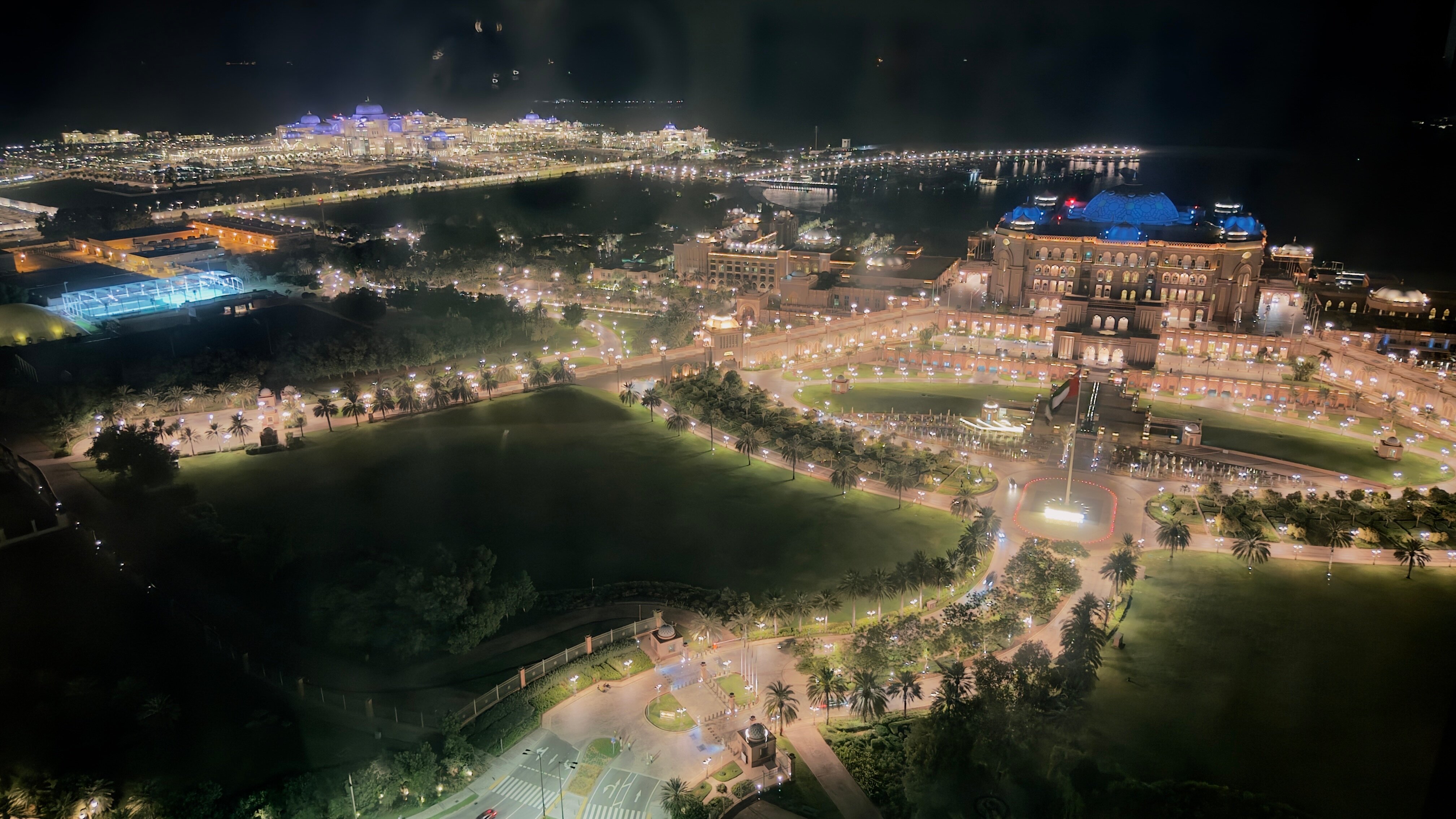 Фото Bab Al Qasr Hotel