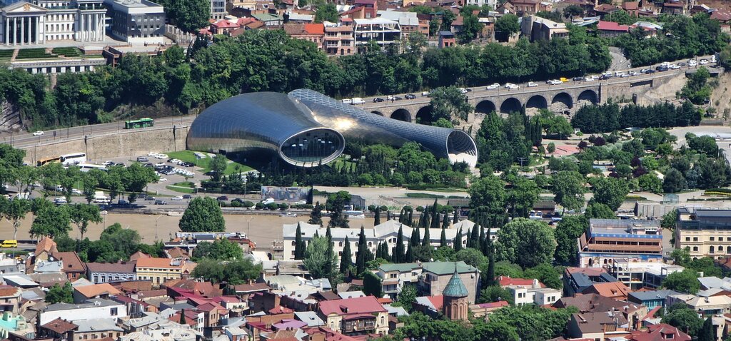 Парк аттракционов Мтацминда, Тбилиси, фото