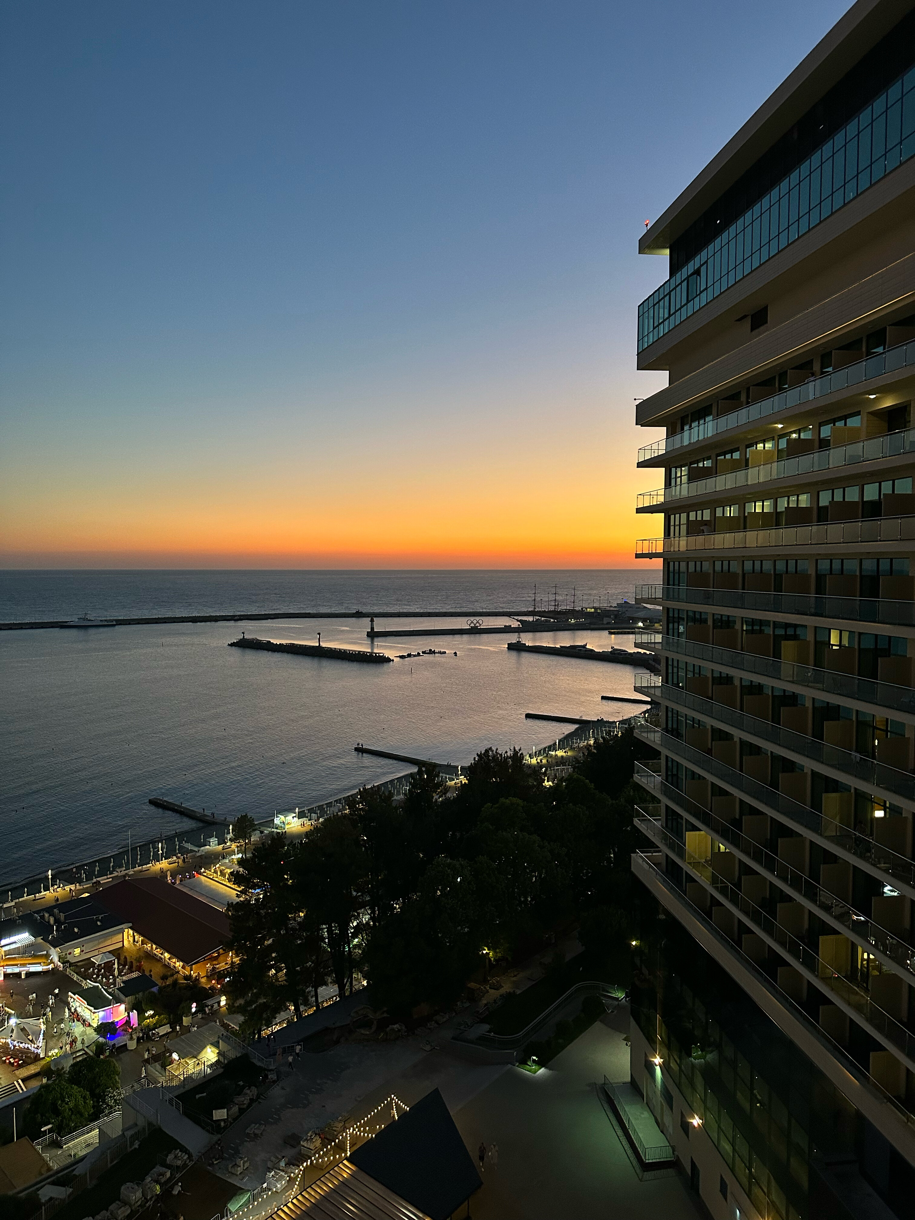 Фото Апарт-отель Юплаза