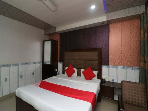 Гостиница Hotel Himgiri Residency в Харидваре