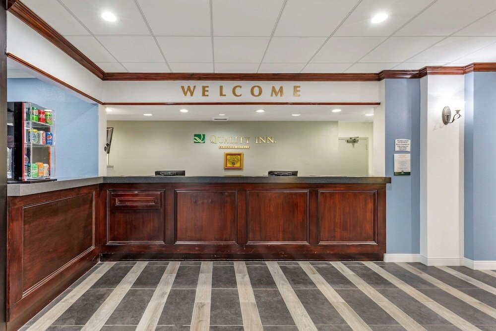 Фото Quality Inn Windsor Mill