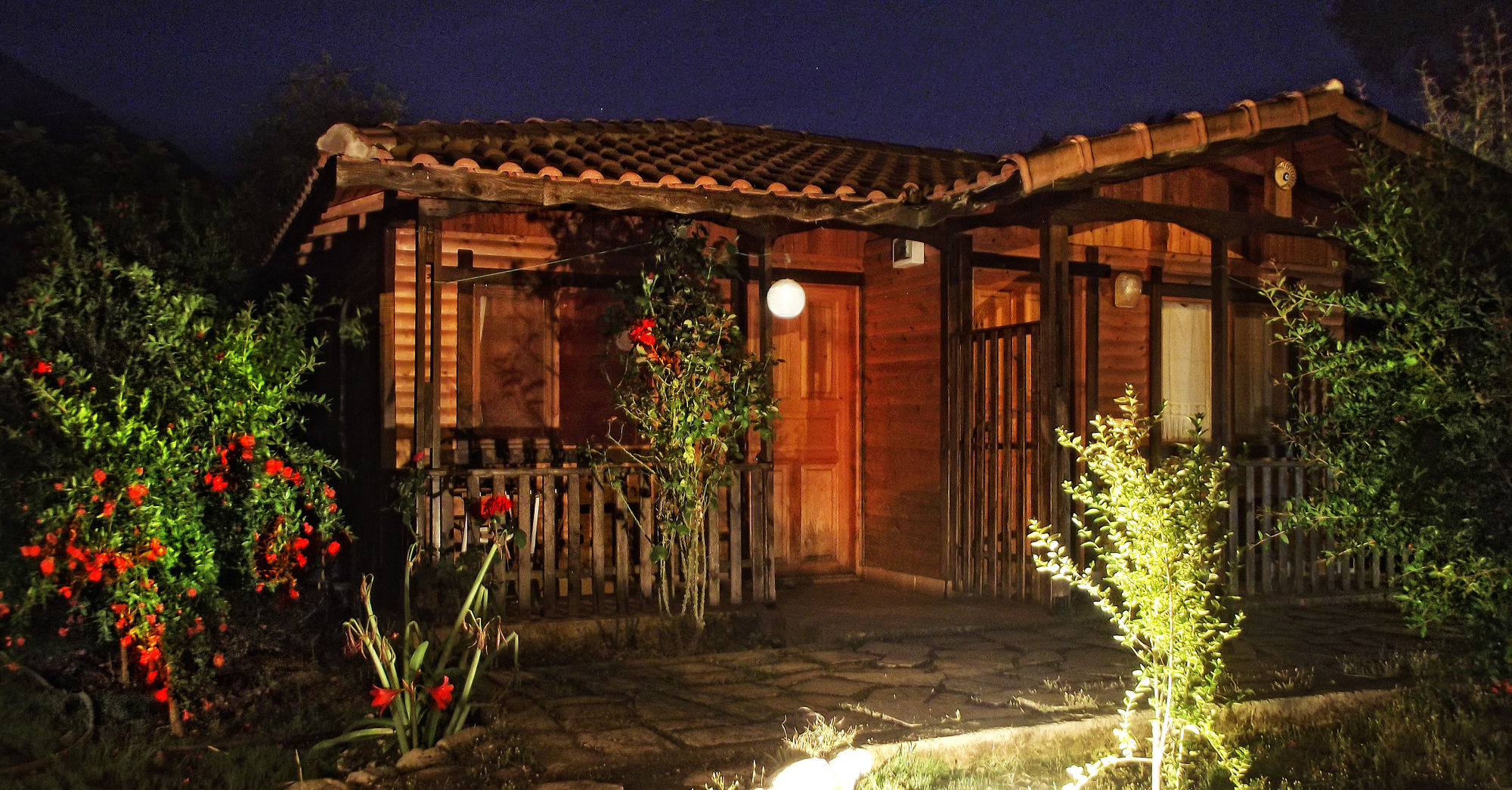 Фото Koala Bungalows