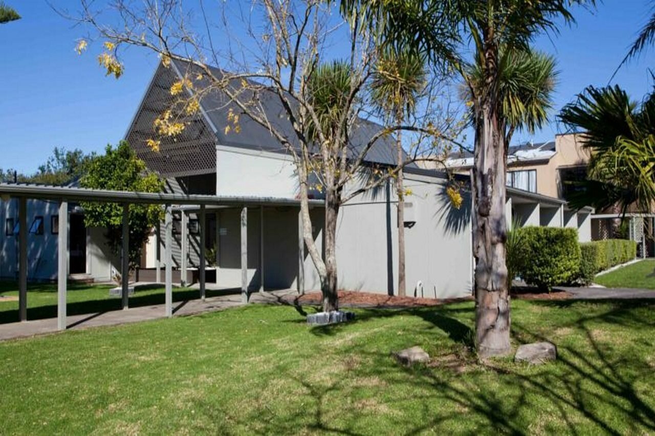 Фото Auckland Airport Kiwi Hotel