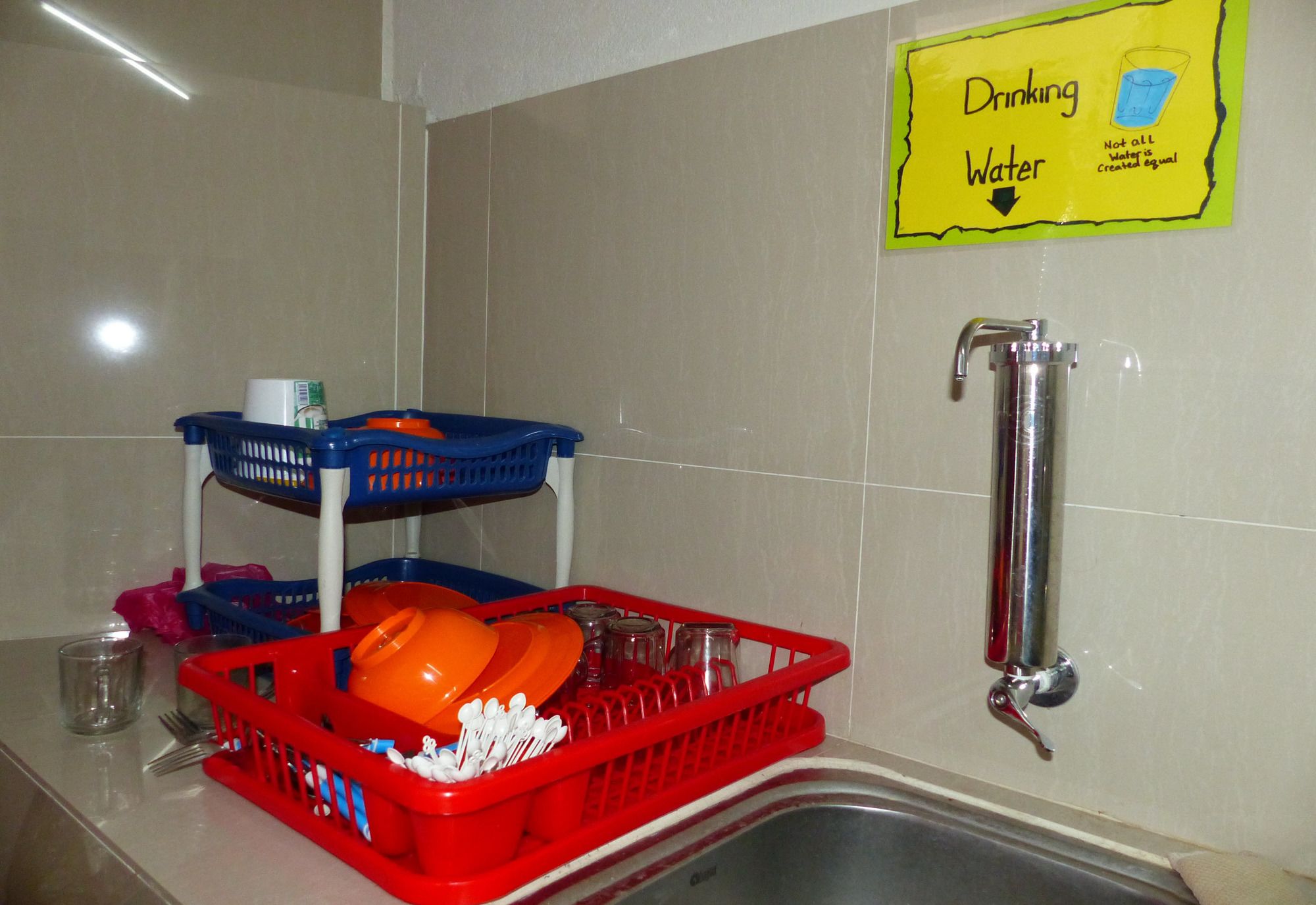 Фото Step Inn Too - Hostel