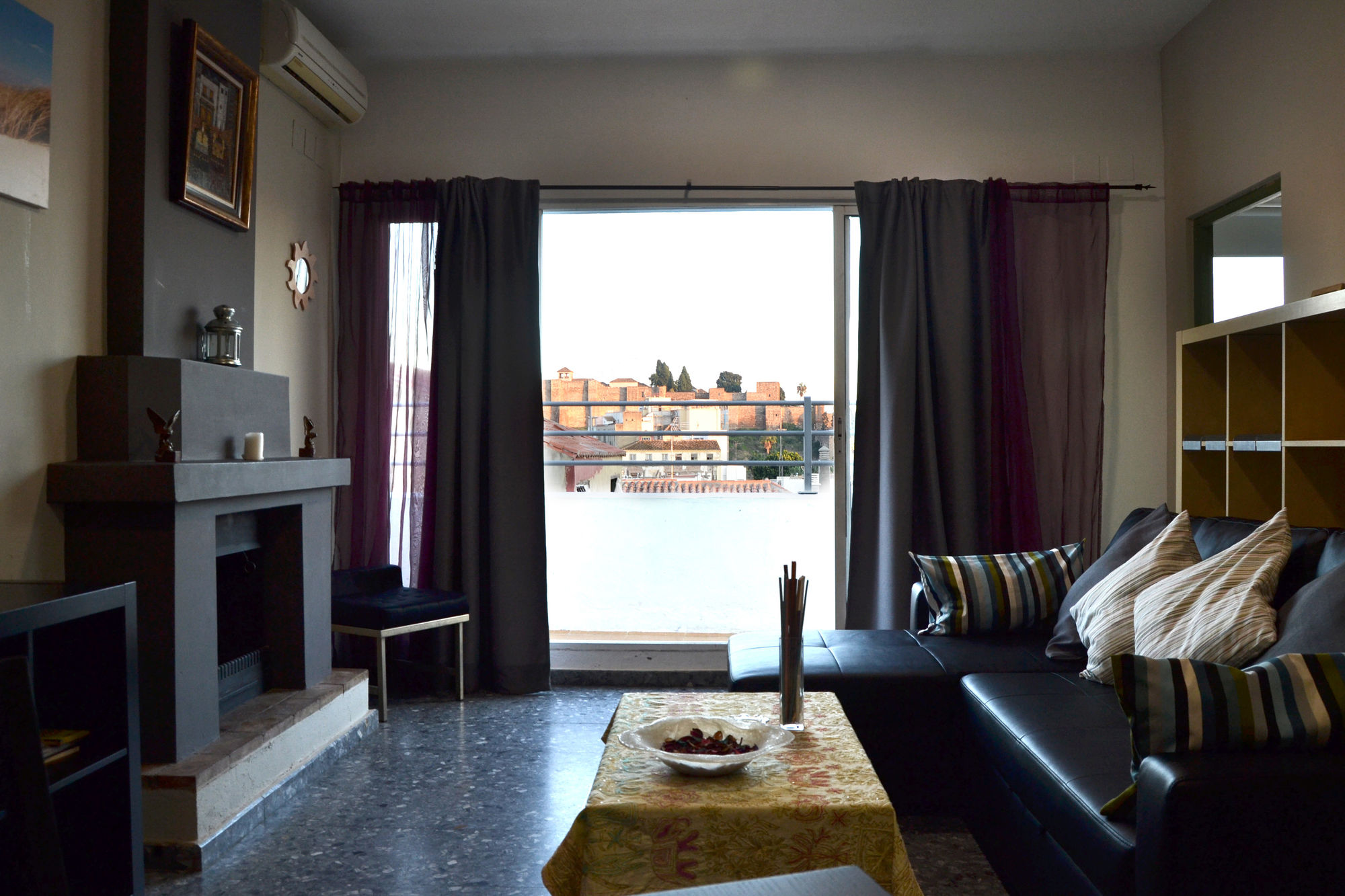 Фото Apartamentos Marques de Guadiaro 1