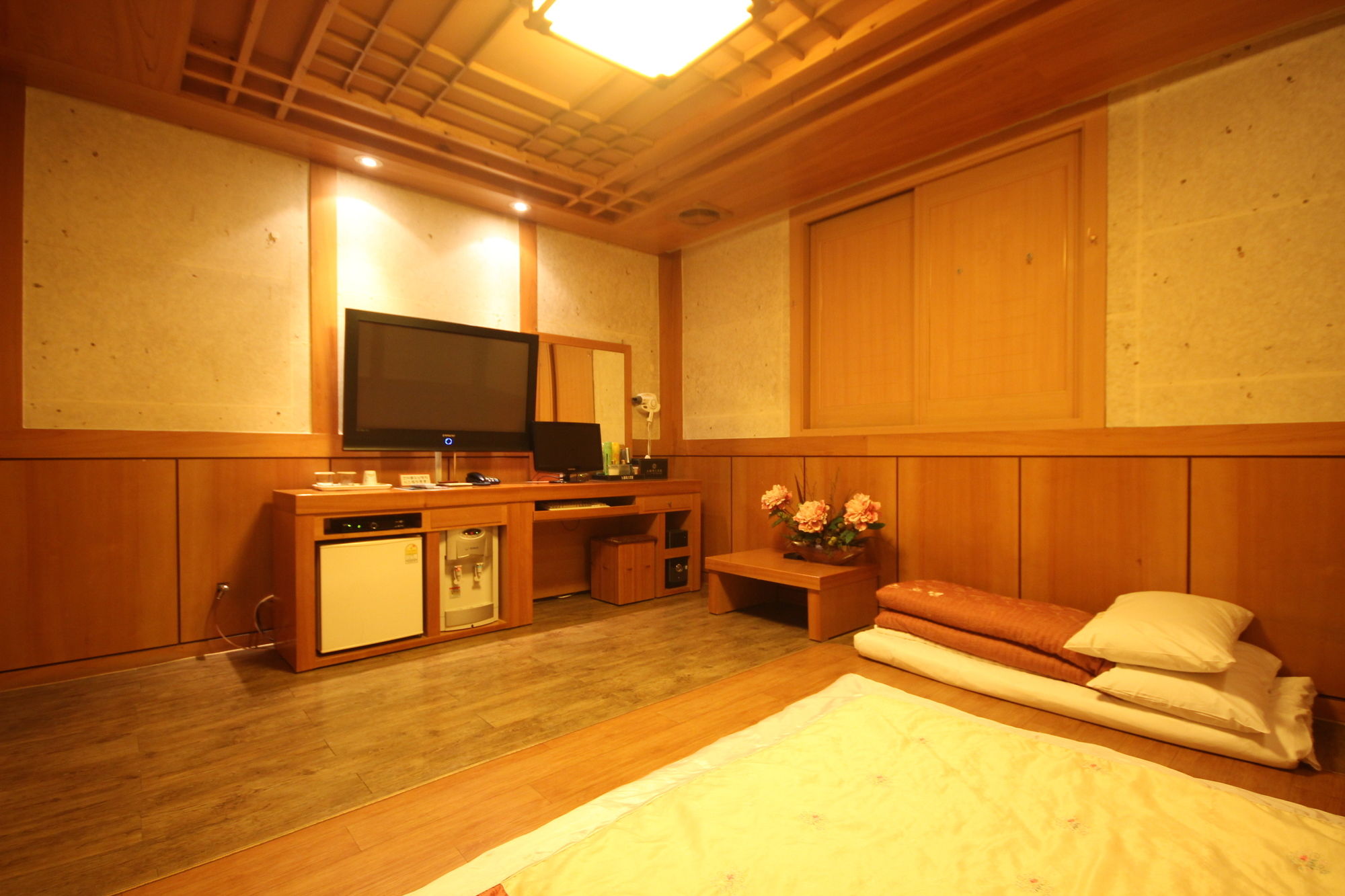 Фото Suncheon Noblesse Hotel