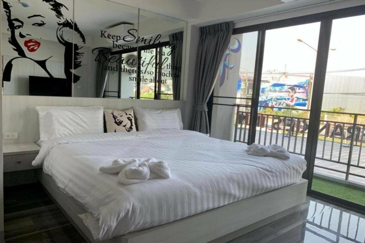 Фото Frankie's Inn