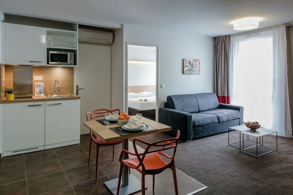 Фото AppartCity Confort Bordeaux Chartrons