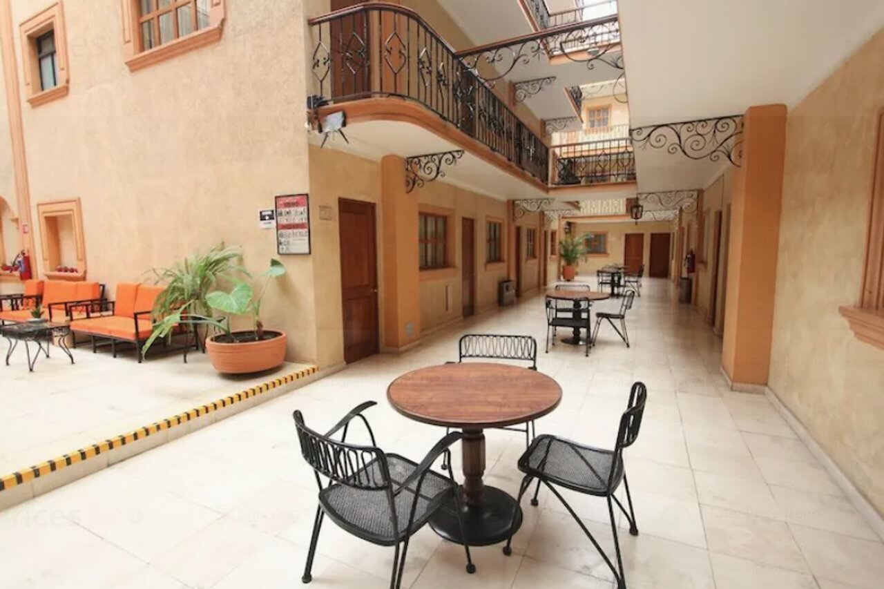 Фото Hotel Marques del Valle