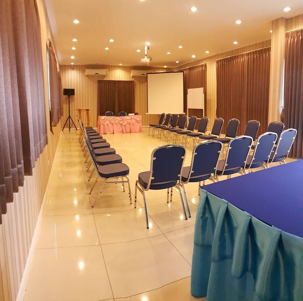 Фото Harmony Resort Hotel